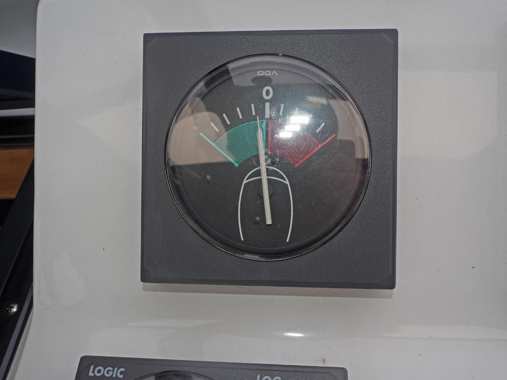  Navigation and electronics